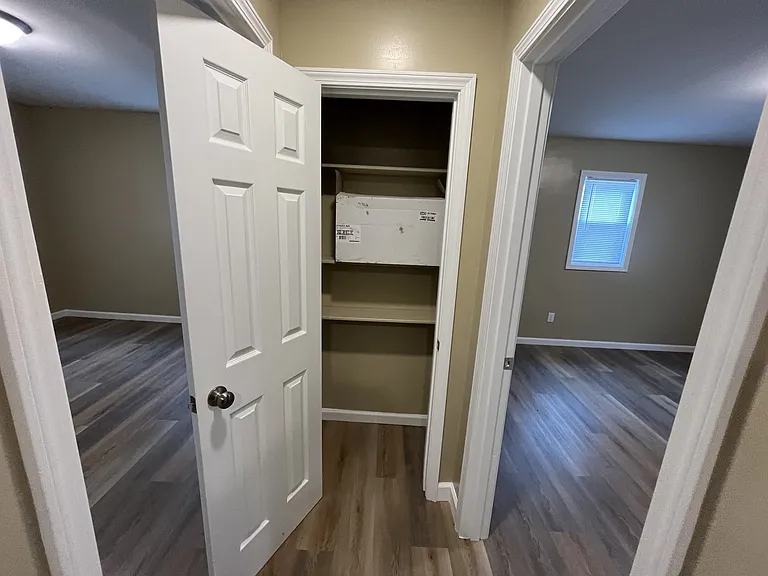 425 Paul Ave — Photo 52