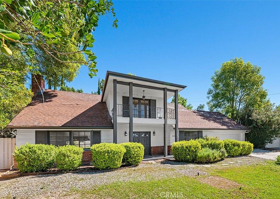 1st image of 21801 Providencia St