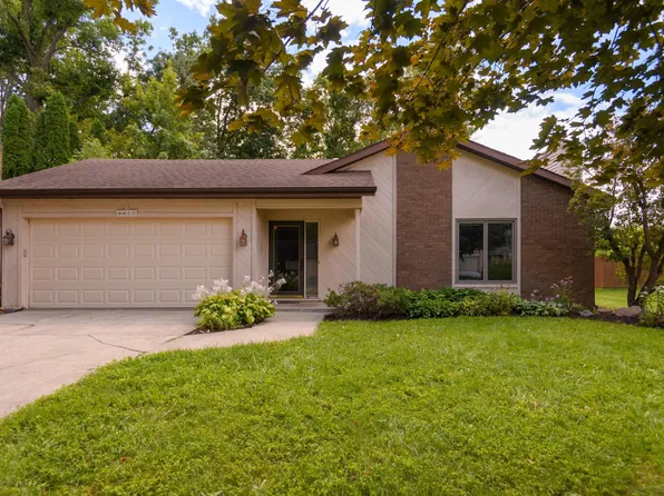 9617 Tallow Dr, Fort Wayne, IN 46804