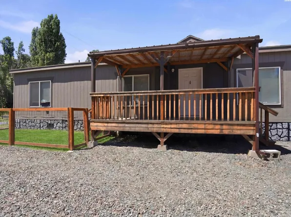 1155 SE Professional Mall Blvd Trailer 312, Pullman, WA 99163