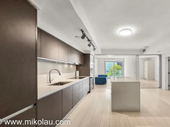 180 E 2nd Ave #318, Vancouver, BC V5T 1B5