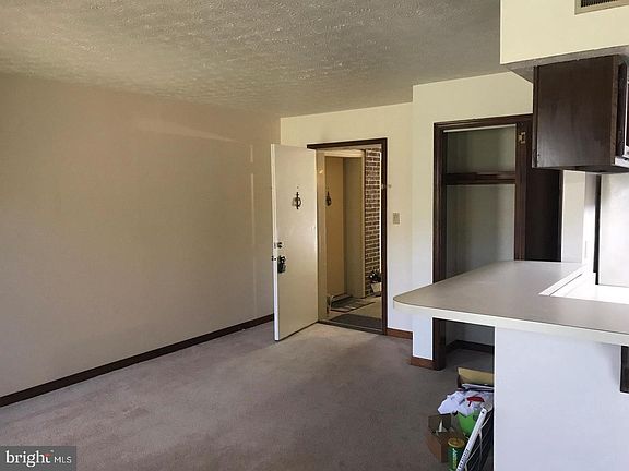 2nd image of 44759 Woodlake Ct #730
