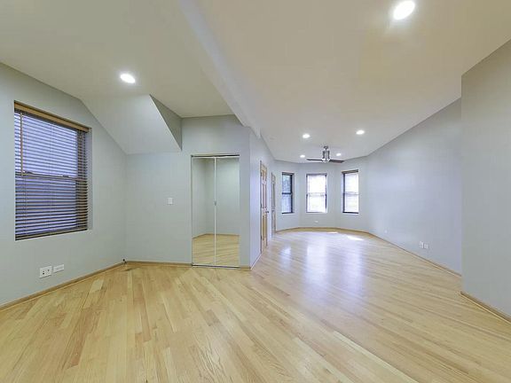 4th image of 1747 N Honore St #1