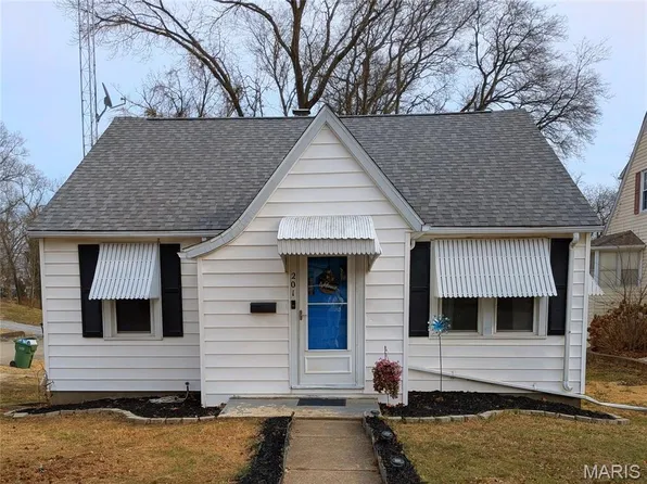 201 Riverview Blvd, Chester, IL 62233