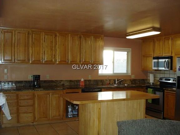 3rd image of 4121 Royalhill Ave