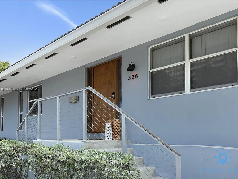 328 Missouri St — Photo 37
