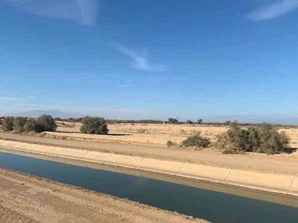 5995 Poe Rd, Westmorland, CA 92281