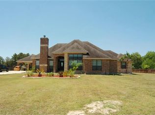 918 Pampa St, Pasadena, TX 77504