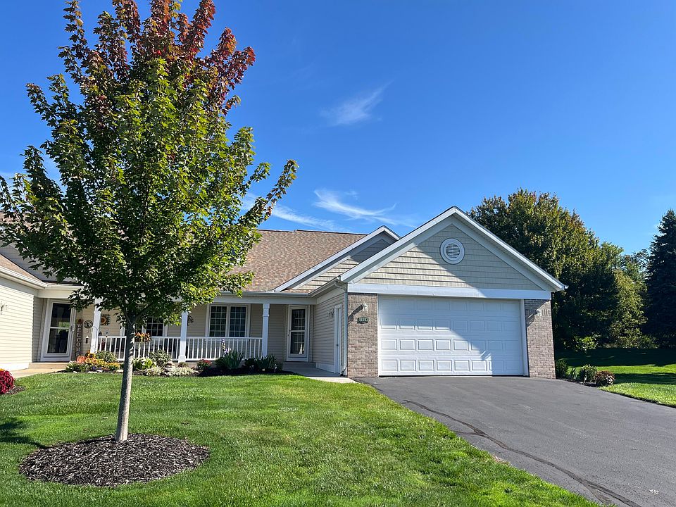 1st image of 8903 N Clearwater Dr