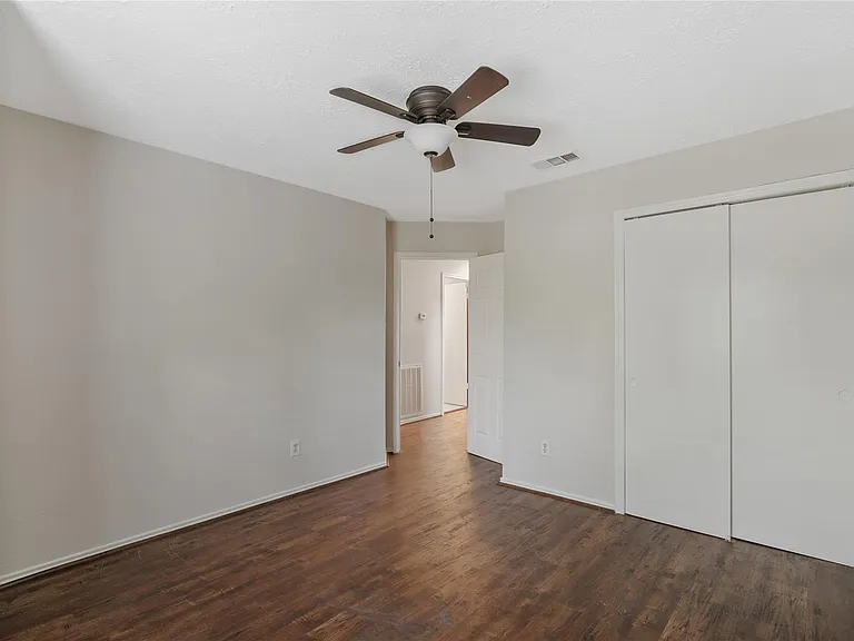 4807 Shadowdale Dr — Photo 12