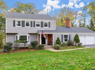 45 Frost Hill Rd, Trumbull, CT 06611