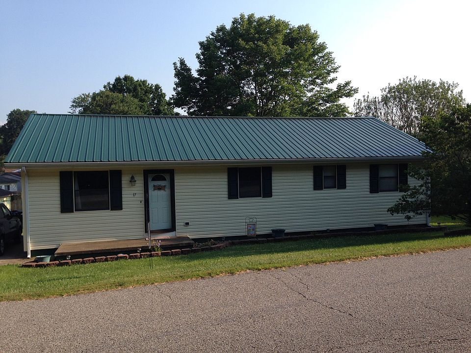 1st image of 17 Foxboro Dr