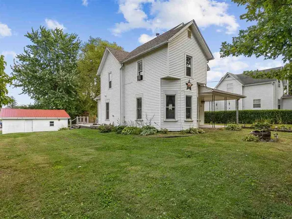 908 Lynn St, Tipton, IA 52772