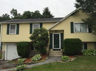 19 Parsons Hill Dr, Worcester, MA 01603