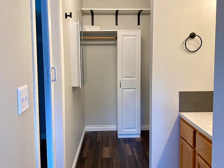 760 Hunt Cir — Photo 35