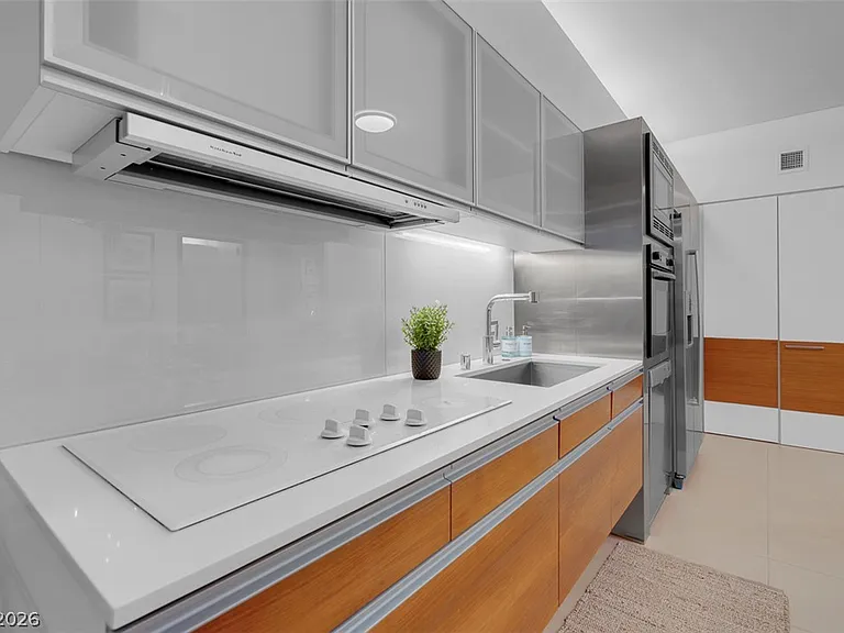 3722 Las Vegas Blvd S #1104 — Photo 44