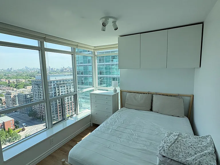 50 Lynn Williams St #2011 — Photo 3