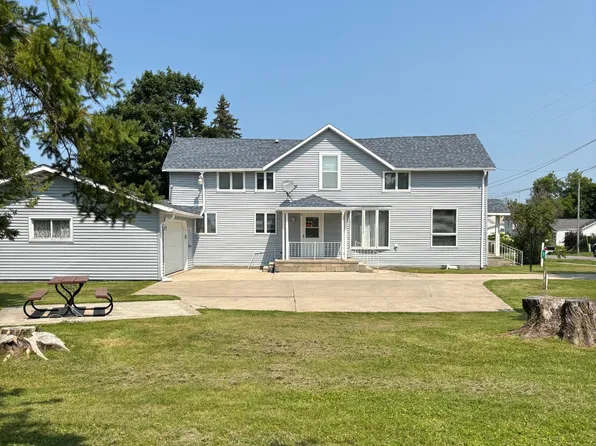 209 Duncan Ave, Cheboygan, MI 49721