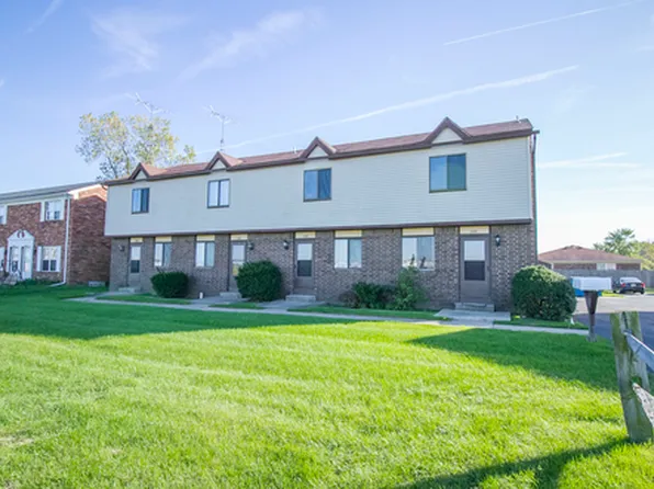 7269 Ayers Rd, Perrysburg, OH 43551