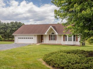2220 Pinewoods Rd, Quicksburg, VA 22847