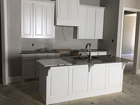 3rd image of 12173 Deventer Dr