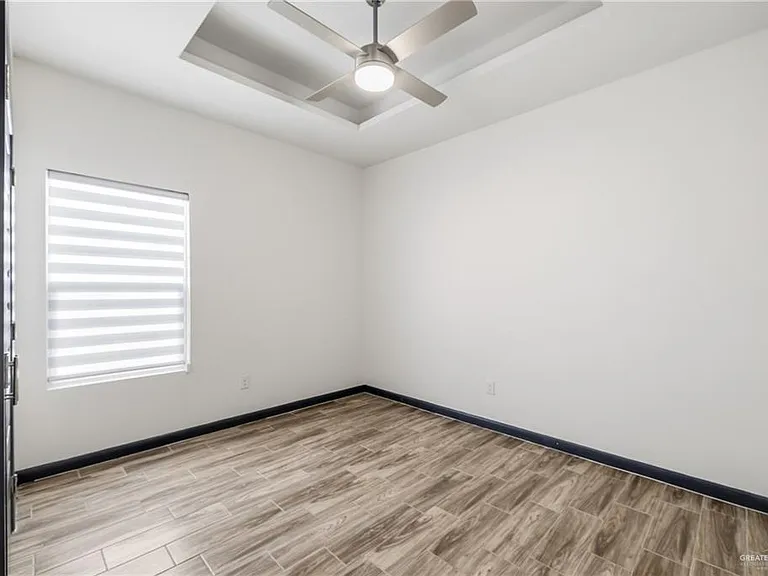 1408 E Hibiscus Ave #2 — Photo 6
