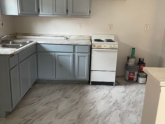 2nd image of 4562 Ashland Ave