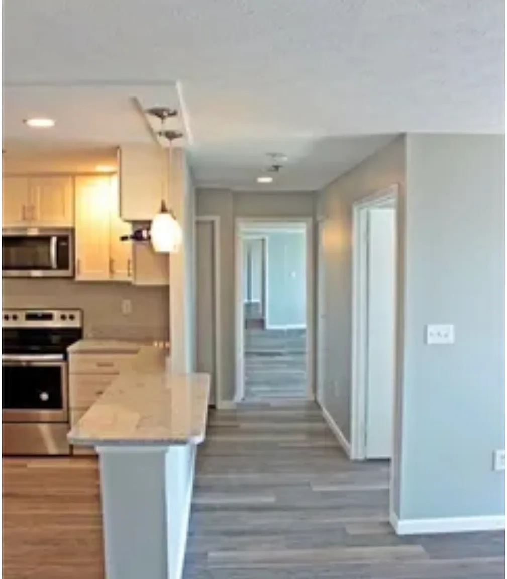 2 bed, 1075 sqft, $2,000 — Photo 4
