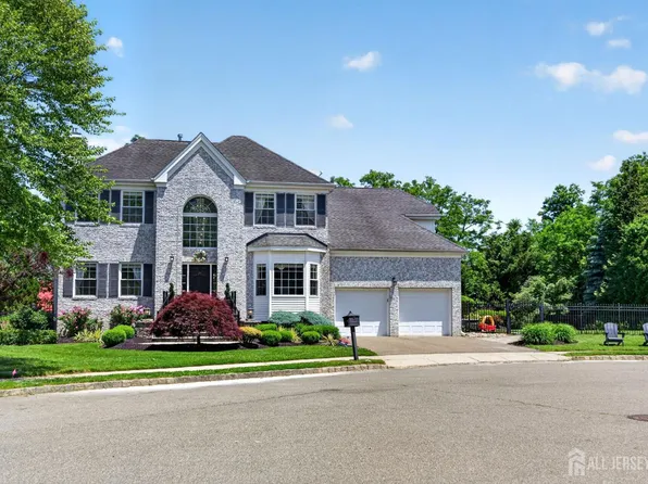 25 Gordon Ave, Spotswood, NJ 08884