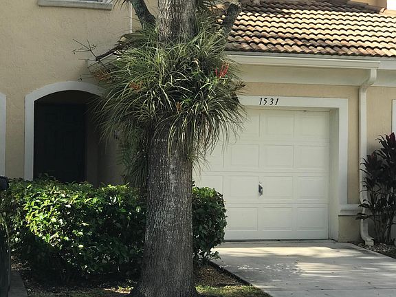 2nd image of 1531 Barrymore Ct #1531