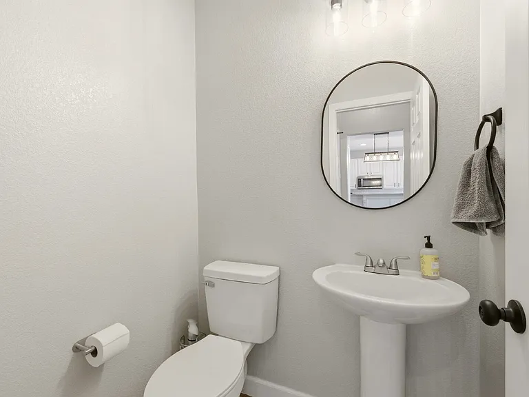 23573 E Alabama Dr — Photo 14