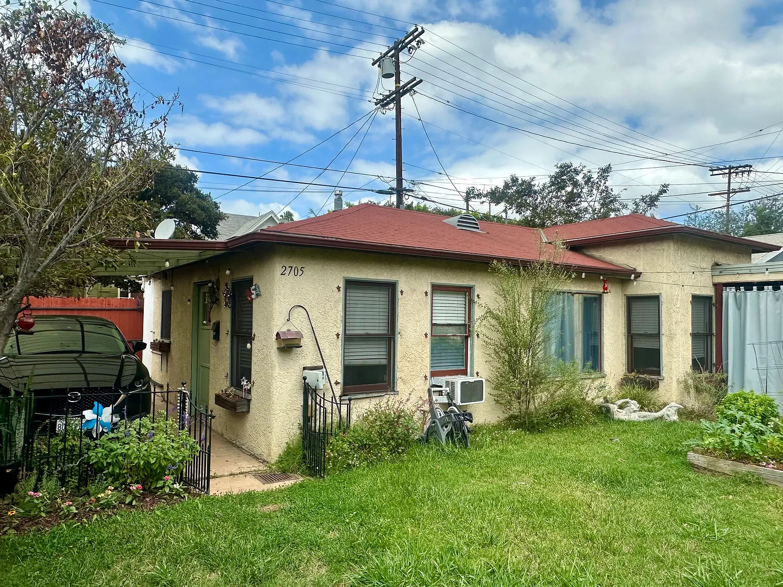 2705 Dalton Ave — Photo 1