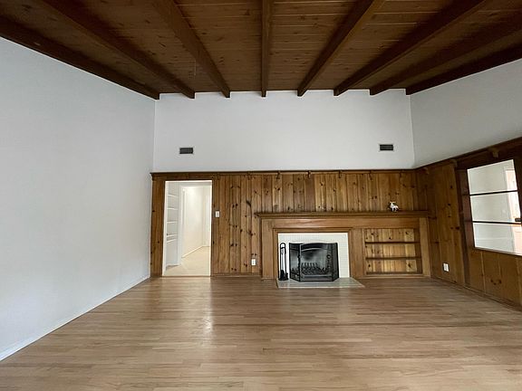 Living room with high ceilings