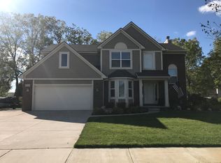 24739 Martindale Rd, South Lyon, MI 48178