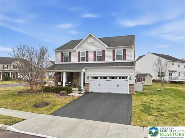 1830 Alamingo Dr, Quakertown, PA 18951