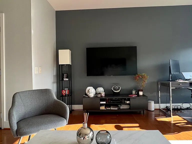 1425 11th St NW — Photo 10