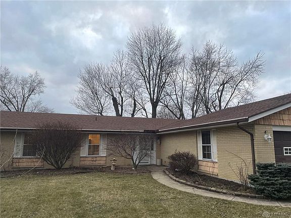 3rd image of 2107 Avon Dr