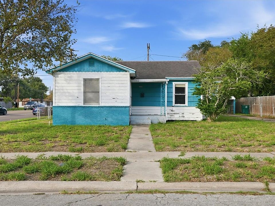 1st image of 4002 Lamont St