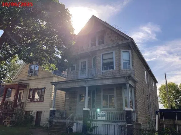 2429 W Burnham STREET #2429A, Milwaukee, WI 53204