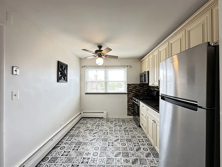6273 N Cicero Ave #5B — Photo 3