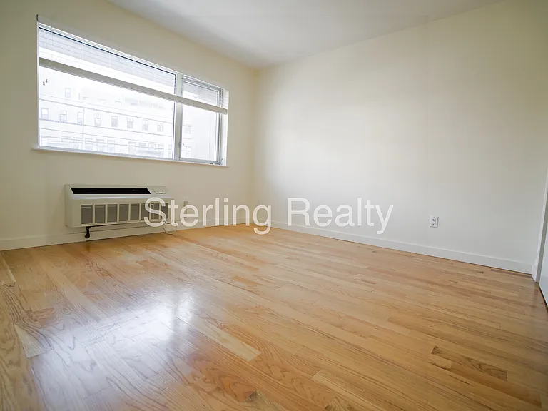 2315 Astoria Blvd #1E — Photo 5