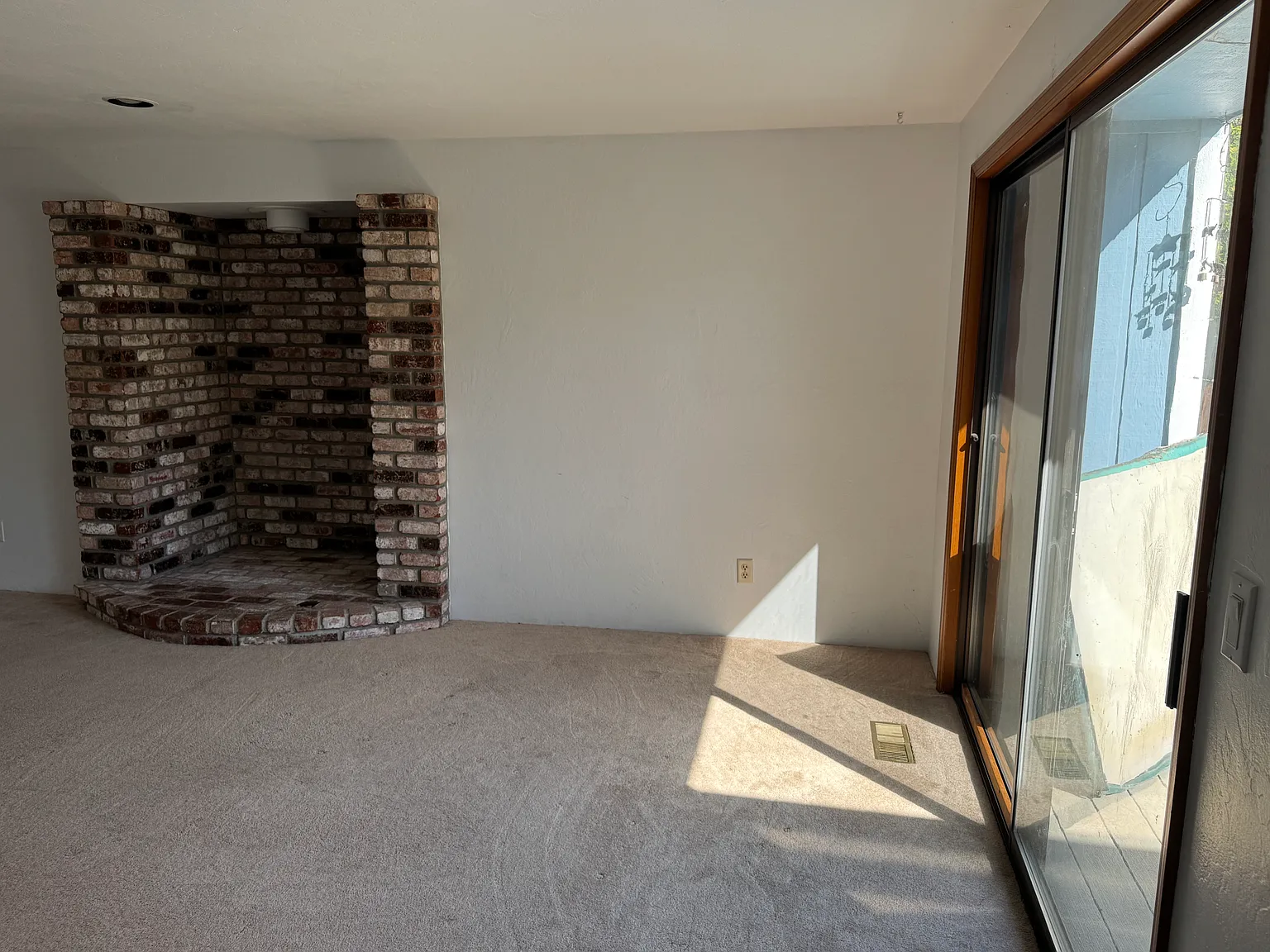 Barclay Rd, Medford — Photo 4
