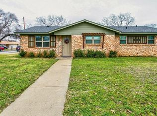 504 NW Hillery St, Burleson, TX 76028