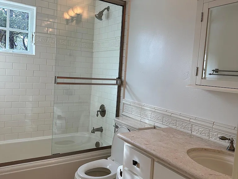 370 Duluth Cir — Photo 16