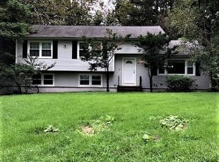 89 Fairhaven Dr, Hillsdale, NJ 07642