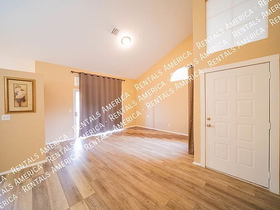 4th image of 3068 W Placita De La Roseta