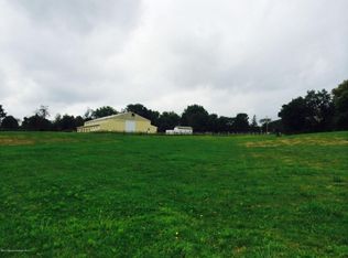 60 Vanderveer Rd, Freehold, NJ 07728