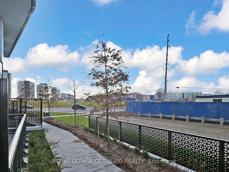 2495 Eglinton Ave W #205 — Photo 40