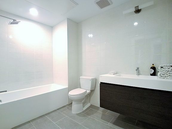 5th image of 265 Walden St #265