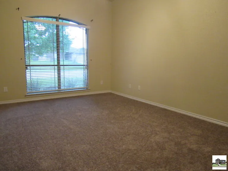 1904 Mike Dr — Photo 19